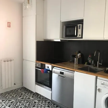 2 Pieces Avec Parking Quartier Du