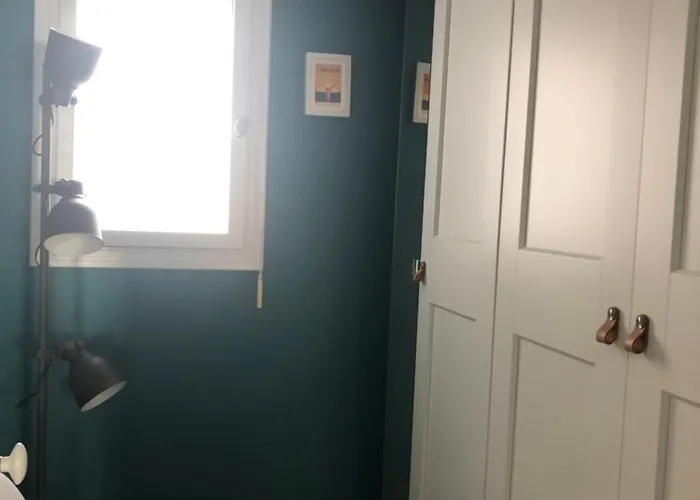 Apartment 2 Pieces Avec Parking Quartier Du *